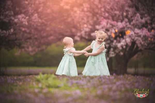 Spring Themed Mini Sessions in Fort Wayne