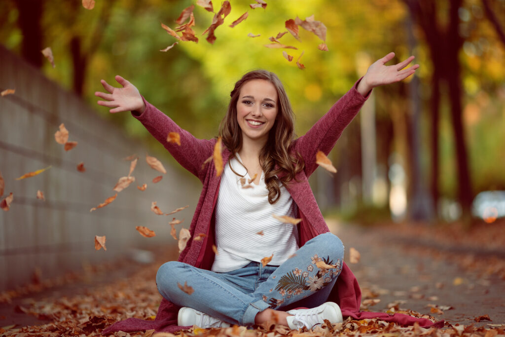 Creative Fort Wayne senior photos in parks and gardens